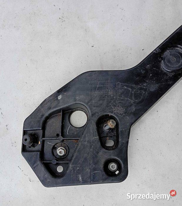 Renault Trafic IV wspornik mocowanie pasa Przeźmierowo sprzedam