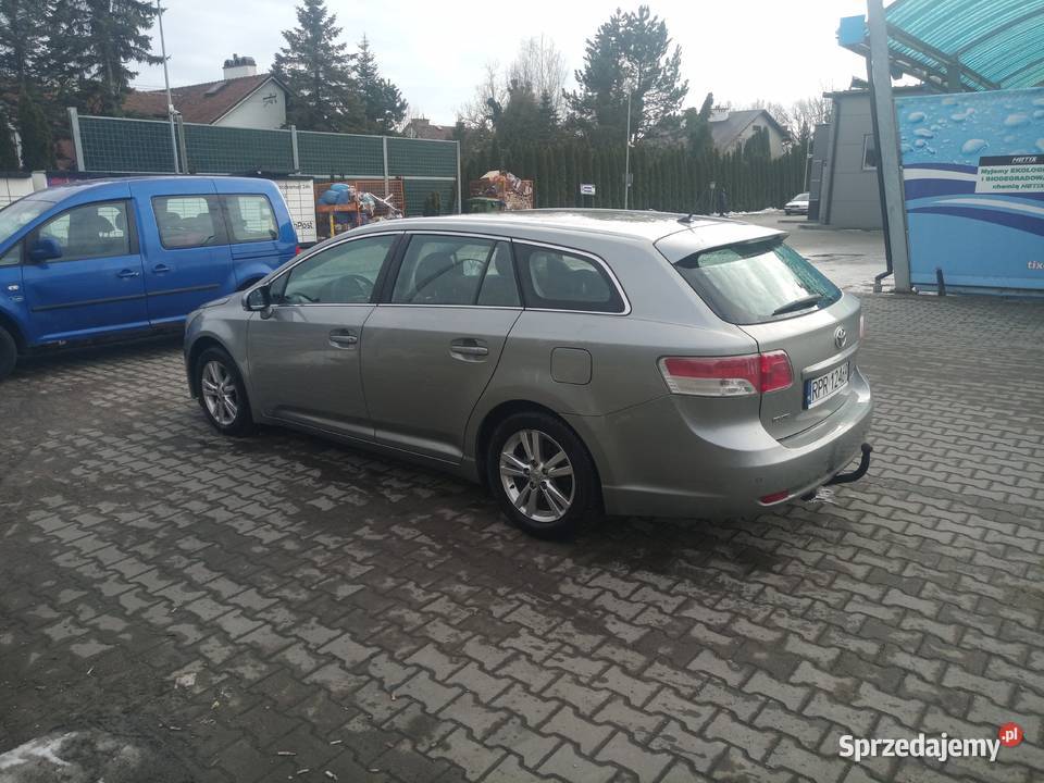 Toyota Avensis T27 20 Benzyna 125