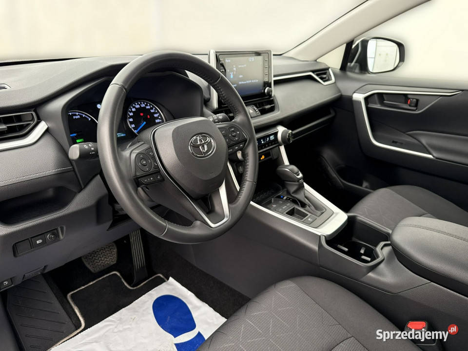 Toyota RAV4 Active 25 Hybrid eCVT 218 Salon FVat światła LED mazowieckie