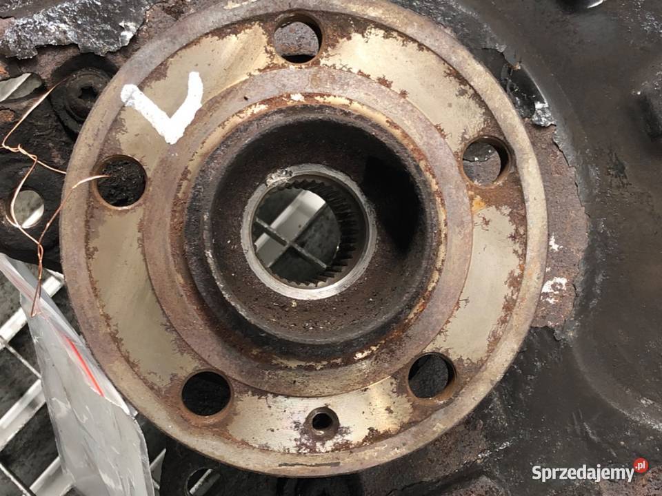 ZWROTNICA LEWY PRZÓD SKODA RAPID 16 90 osobowe