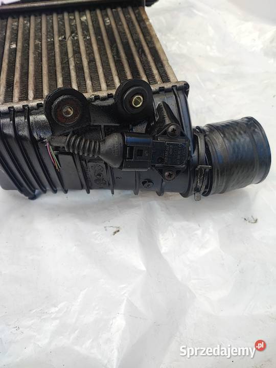 Intercooler chłodnica powietrza golf 4 19tdi 130 Chłodnice powietrza (intercoolery) Pabianice
