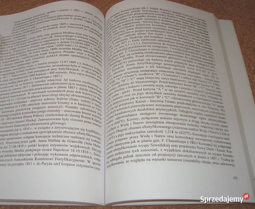 Militarne funkcjonowanie dzieł i zespołów architektura, budownictwo mazowieckie Warszawa