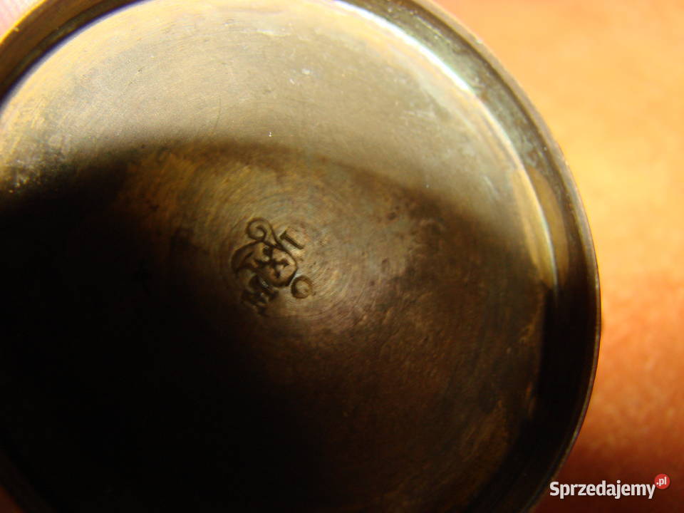 mały mosiężny dzbanuszek sprzedam