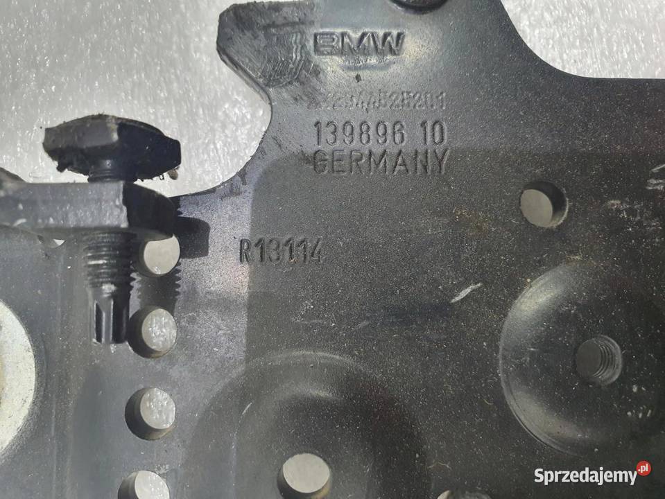 ZAWIAS MASKI PRAWY TELESKOP BMW F20 13989610 668