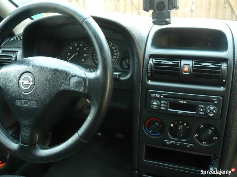 Opel Astra II G kombi 16 16V Twinport 2006 serwisowany w ASO sprzedam