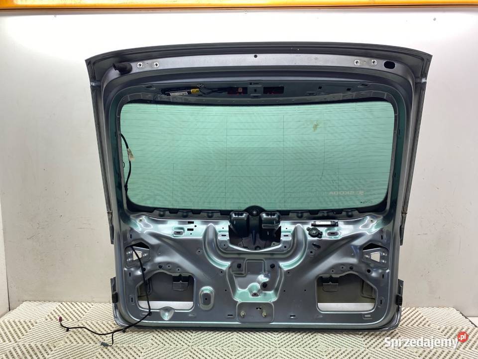 KLAPA TYŁ SKODA SUPERB III Kombi TYLNA BAGAŻNIKA