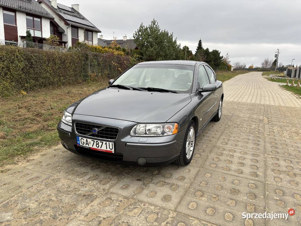 Volvo S60, 2.4 170 koni, 2005 rok, jasna skóra, hak, w super stanie!