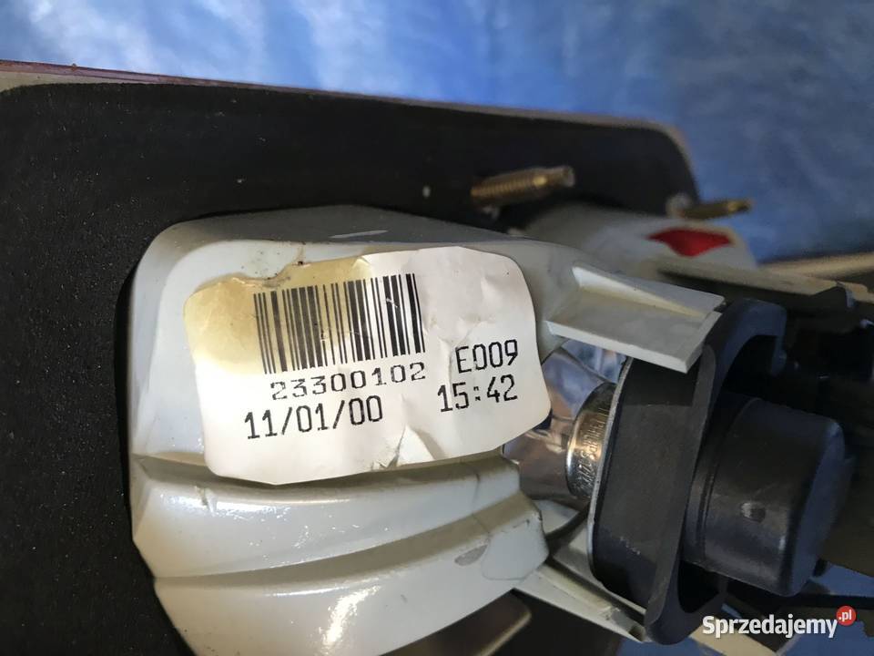 TOYOTA AVENSIS T22 KOMBI Lampy Lampa Tylna W dolnośląskie Bolesławiec sprzedam