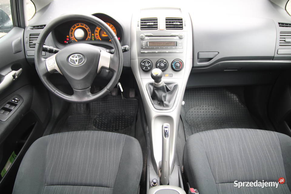 Toyota Auris 16 VVTi Luna Salon polska 16pb grafitowy Auris Smolec