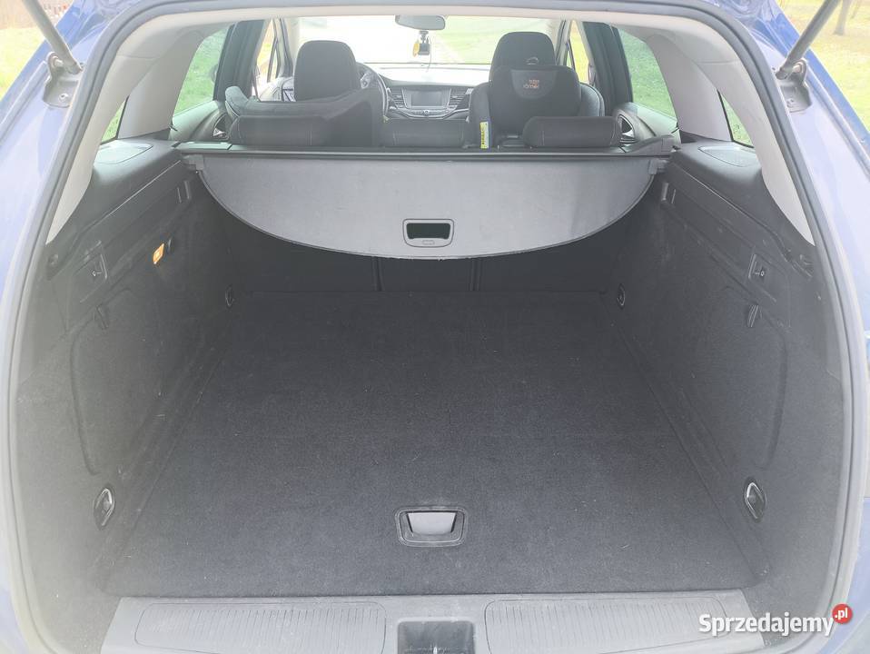Opel Astra 14T Kombi niski przebieg ASO 2018 śląskie Bytom