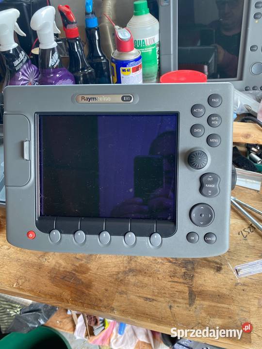 Ploter Raymarine E80 Żeglarstwo sprzedam
