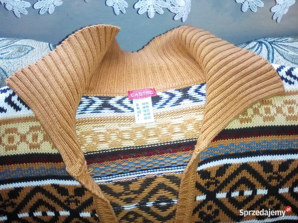 Kardigan damski w kolorach i wzorach etno Bez kaptura  Prochowice