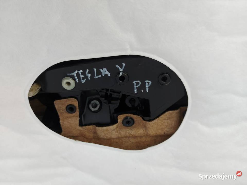 TESLA MODEL Y 2022r TAPICERKA BOCZEK DRZWI PRAWY