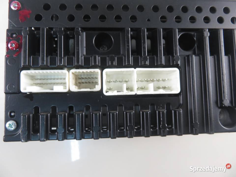 RADIO TOYOTA AURIS I E15 861201A240 sprzedam