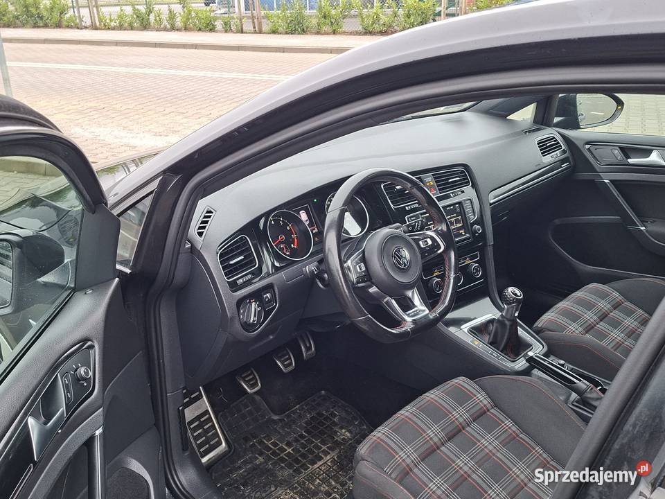 VW GOLF VII GTI 2017r SPRZEDAŻZAMIANAOPIS manualna sprzedam