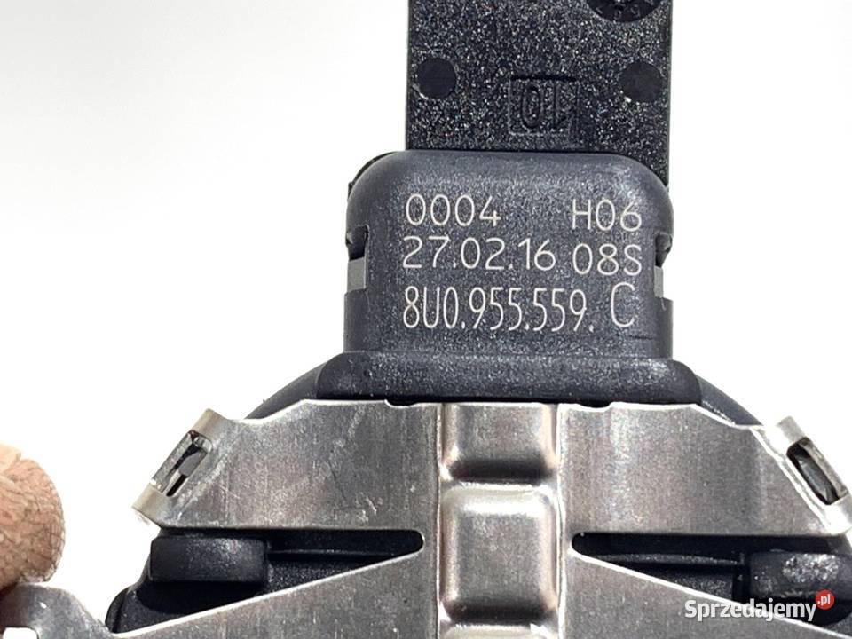 CZUJNIK DESZCZU AUDI A4 B9 8U0955559C osobowe podkarpackie sprzedam