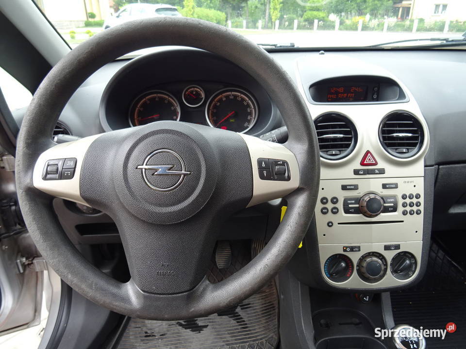 OPEL CORSA Zarejestrowana z ważnymi opłatami podkarpackie Rzeszów sprzedam