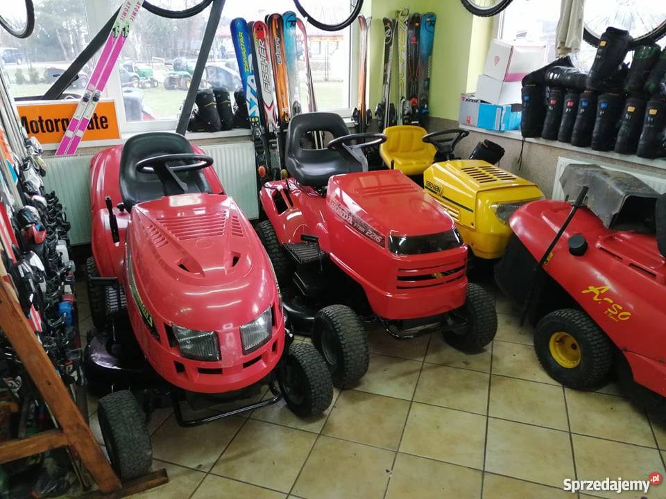 Traktorek kosiarka Honda 2216 silnik Honda v2 16