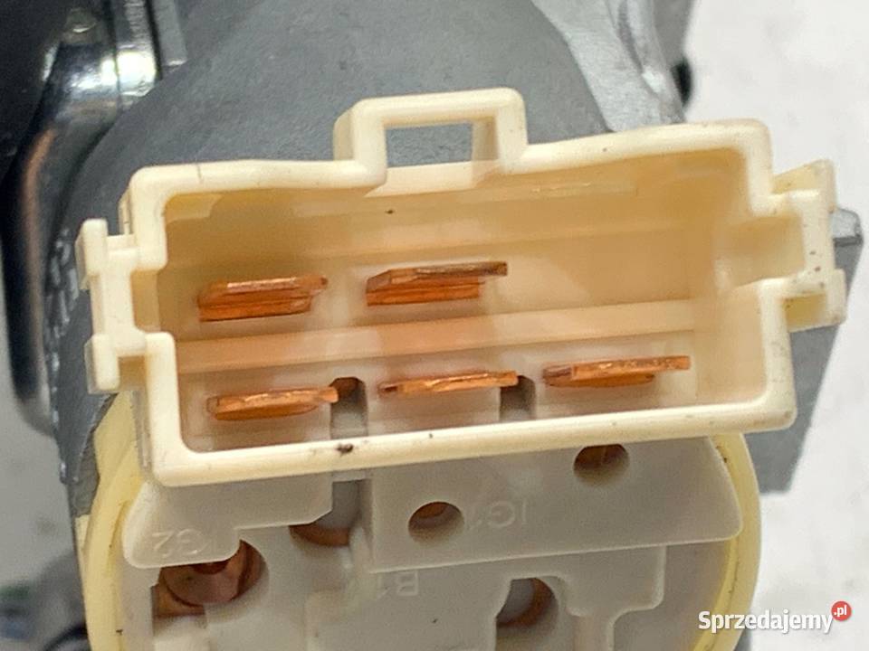 STACYJKA MITSUBISHI LANCER VIII 8670A037 18 150 sprzedam