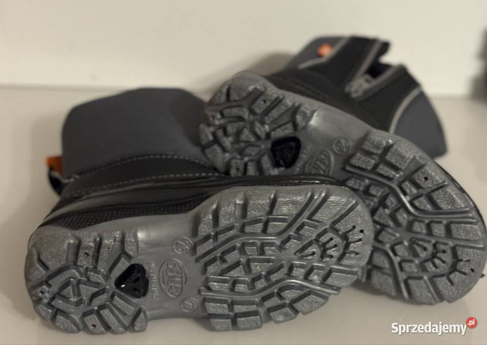 Zimowe buty dziecięce ocieplane śniegowce 2627 Pruszków