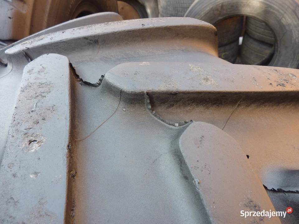 Opona używana rolnicza 44065R28 MICHELIN Zaścianki