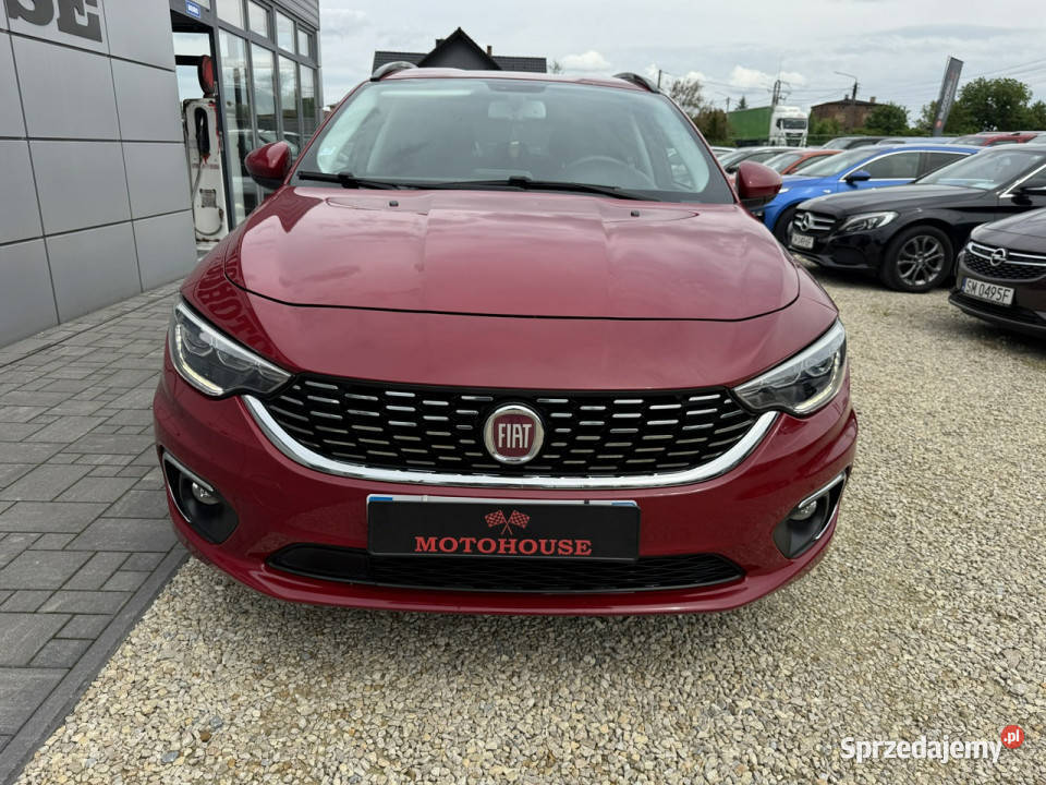 Fiat Tipo 14 Turbo Lounge 60 przebieg II 2016 światła LED Chełm Śląski sprzedam