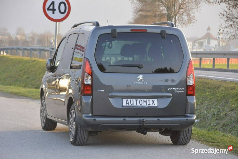 Peugeot Partner 12 Turbo nawigacja doinwestowany Rok produkcji 2018 Sędziszów Małopolski sprzedam