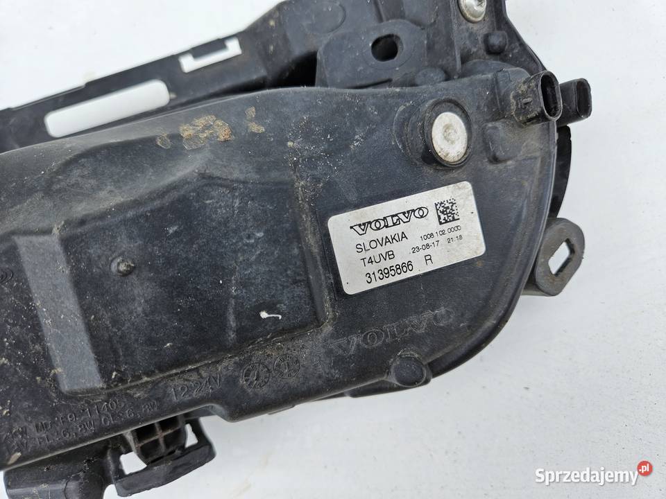 VOLVO XC60 II HALOGEN MOCOWANIE HALOGENU PRAWE Międzychód