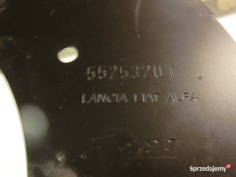 OSŁONĘ BLACHĘ KOŁA ZAMACHOWEGO SKRZYNI NUMER 552 Krzeszowice