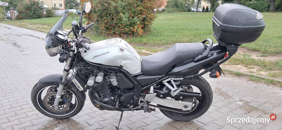 Fazer 2002r 6800zl0 Kielce