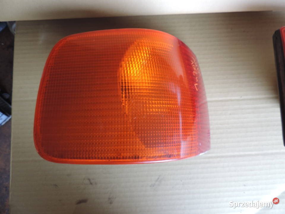 Audi 100 C4 SEDAN Lampa lewa tylna HELLA sprzedam