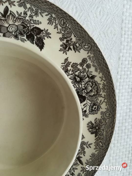 kwiatowy wzór maselniczka angielska porcelana pomorskie Gdańsk