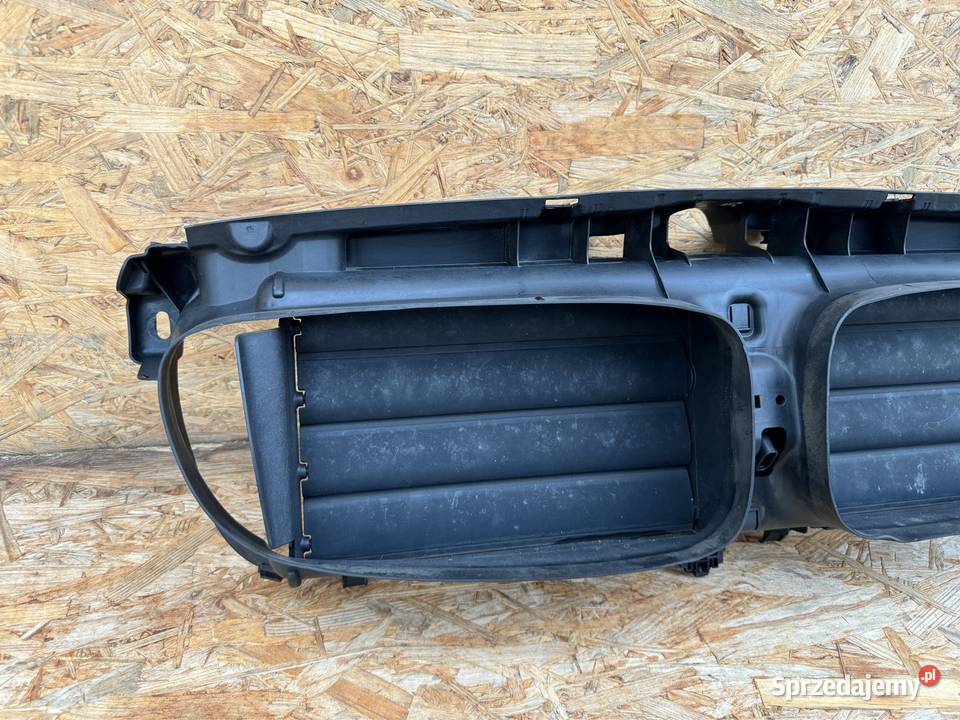 Kierownica powietrza żaluzja roleta wlot bmw f10 Sieraków sprzedam