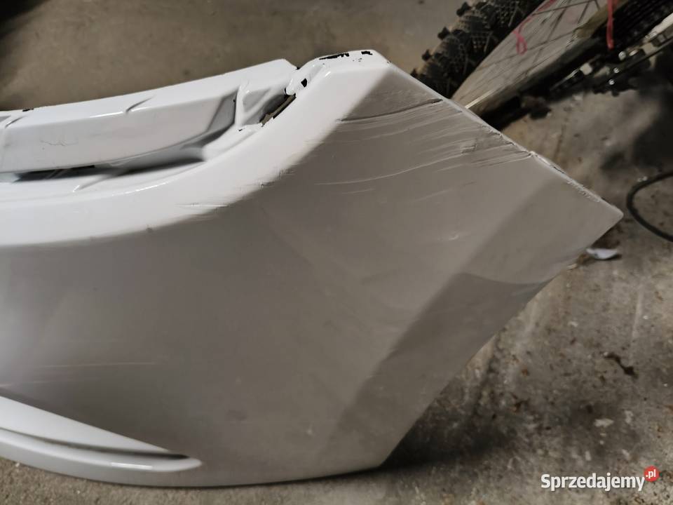 Zderzak przedni Clio 4 polift osobowe Motoryzacja Tarnowo Podgórne