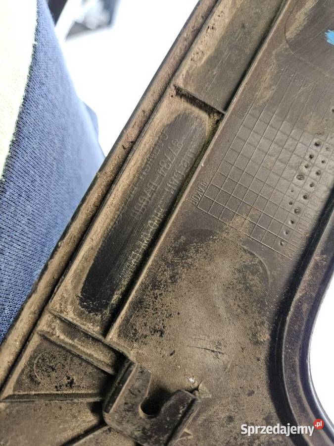 HYUNDAI TUCSON III 3 LISTWA DRZWI PRAWY TYŁ Listwy i nakładki Międzychód sprzedam