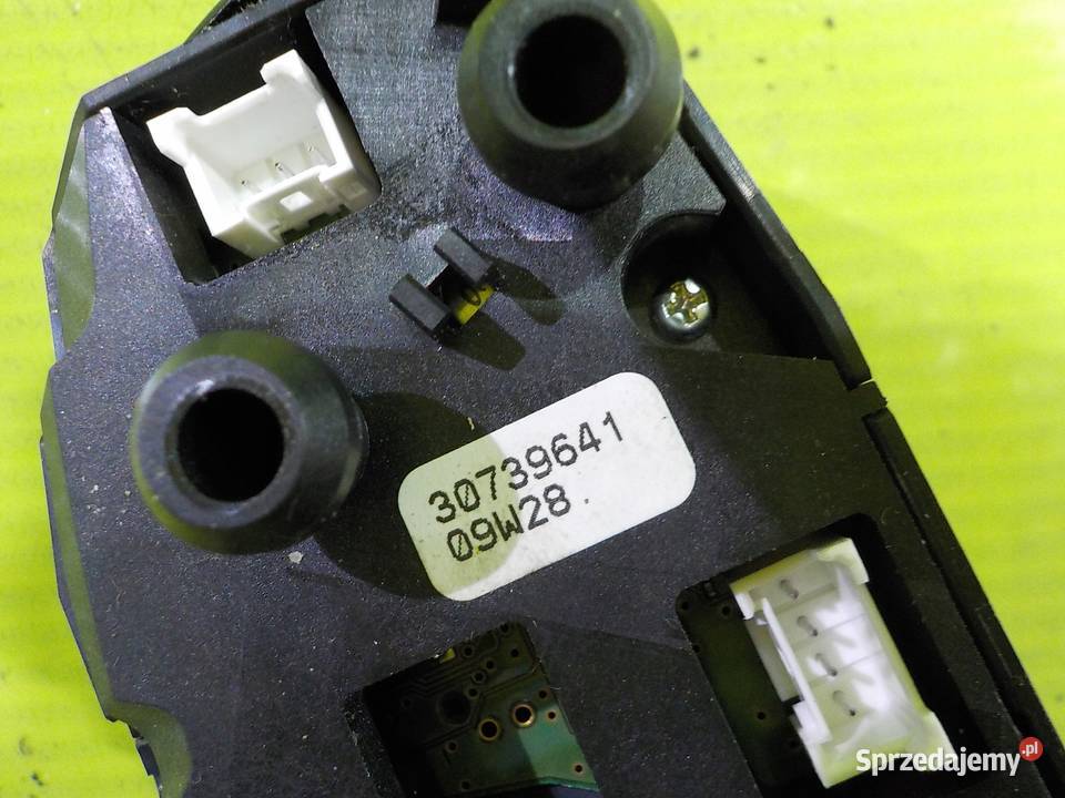 VOLVO V50 09r przelacznik kierownicy 30739641 Suków