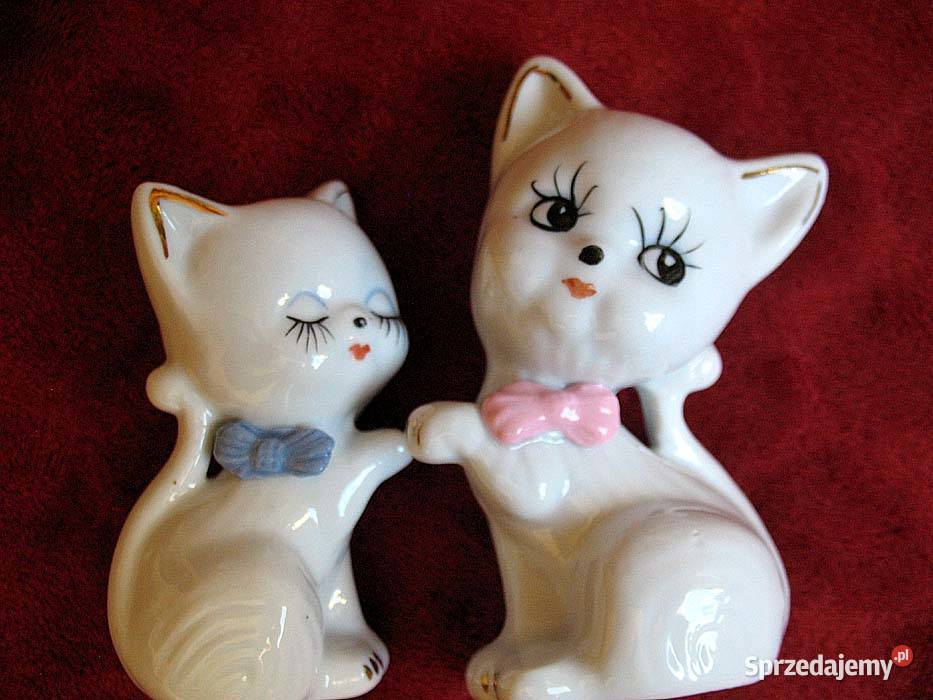 Kot koteczka z niebieską kokardą porcelana 8 x 5 mazowieckie