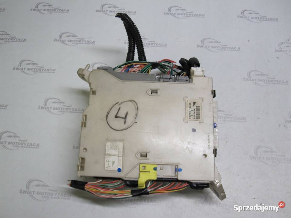 LEXUS IS II 22 D 08r moduł sterownik komfortu