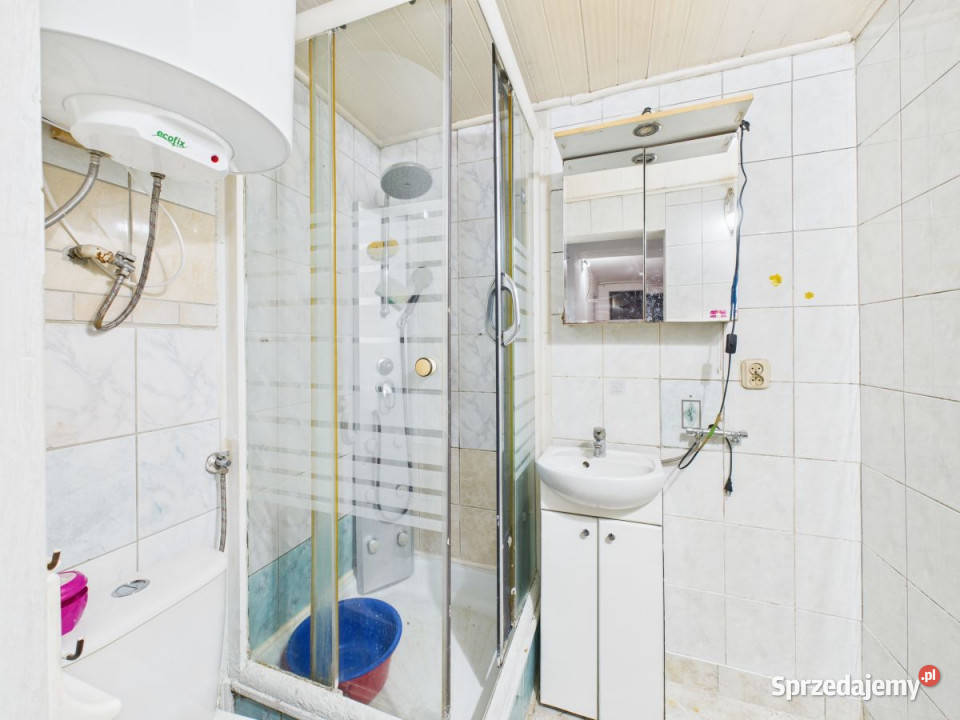 Sprzedam dom wolnostojący Rumia 382m2 Rok budowy 1980