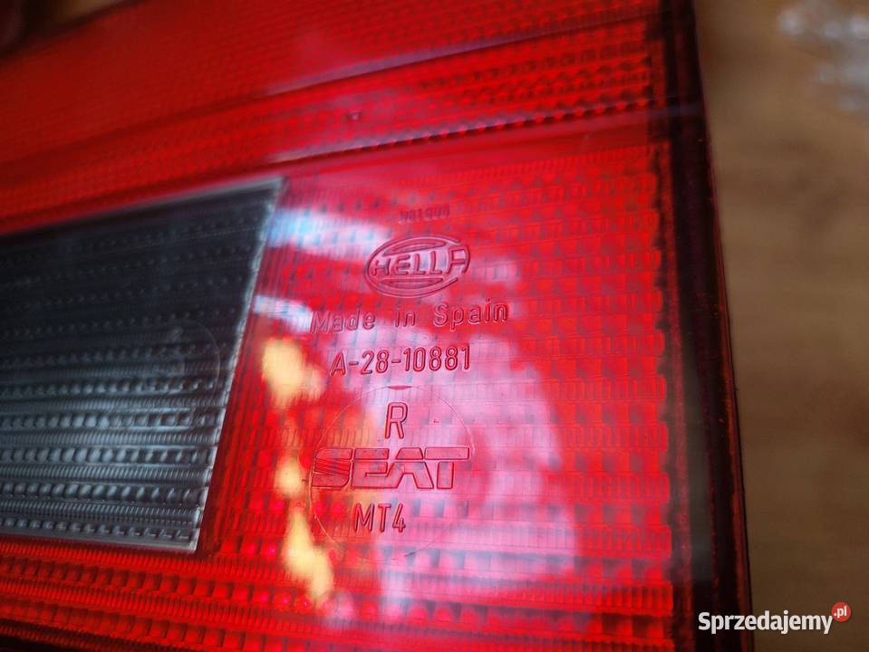 Seat Toledo I 1L lampa prawa klapy tylnej