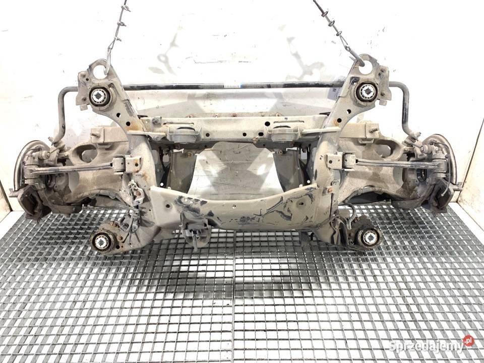 BELKA TYŁ VOLVO XC60 II SUV TYLNA ZAWIESZENIA