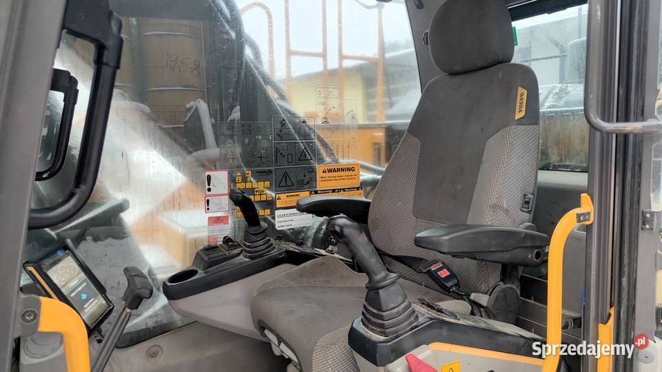 Koparka gąsienicowa Volvo EC 250 EL 2014 30t Ostrowiec Świętokrzyski