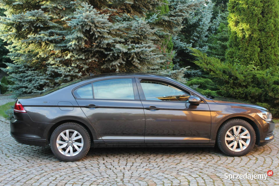 Volkswagen Passat 20 TDI 140 Manual Opłacona komputer pokładowy Lubań