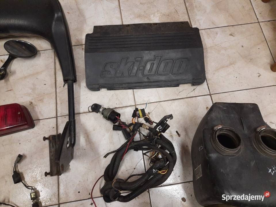 Skuter śnieżny Ski doo rotax 380 części oparcie dolnośląskie Jelenia Góra