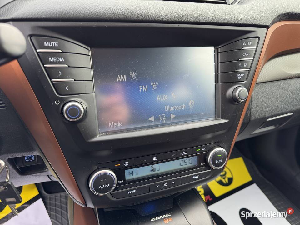 Toyota Avensis 2017 147KM Warszawa