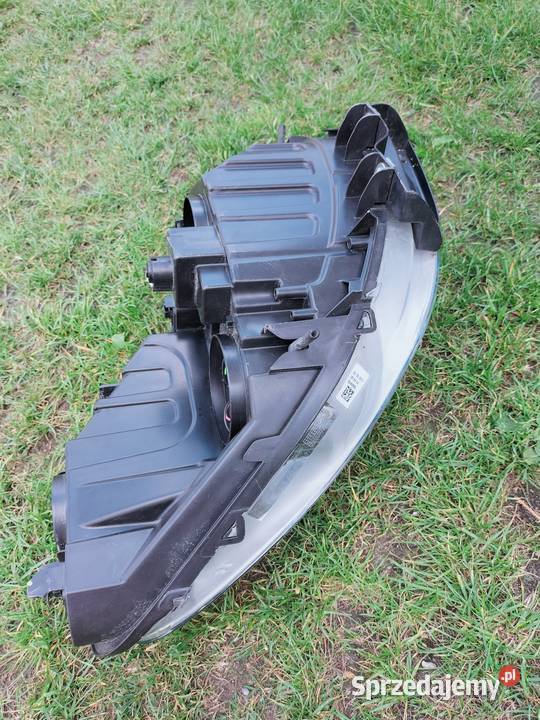 Lampa przednia lewa Opel Combo używana wysyłka Oświetlenie Chocianów