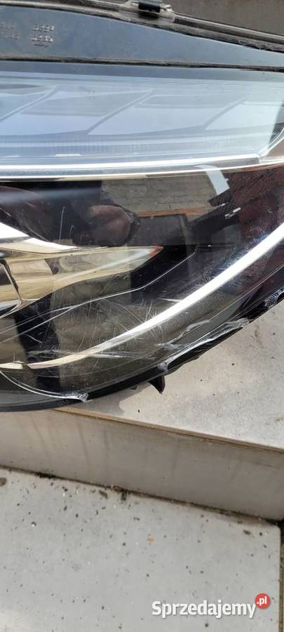 Lampa przód lewą full led peugeot 308t9 Ostrów Wielkopolski