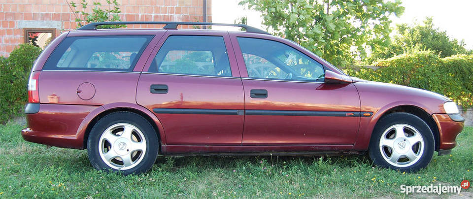 OPEL VECTRA B KOMBI 20 DTL KLIMATYZACJA ORYGINAŁ manualna Kielce