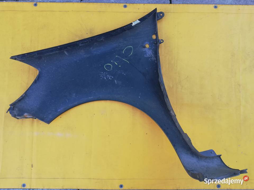 błotnik przód prawy Renault Clio 3 r0509 łódzkie Piotrków Trybunalski