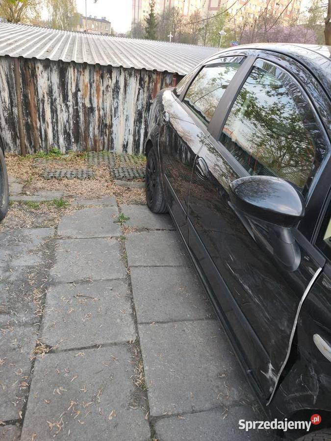 Sprzedam uszkodzony Fiat Linea 2011r 13 multi 164km